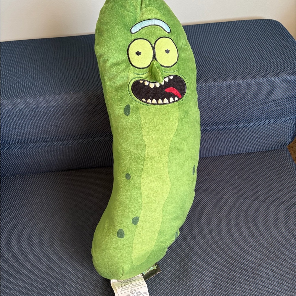 Pickle Rick Plush - Picture 1 of 2